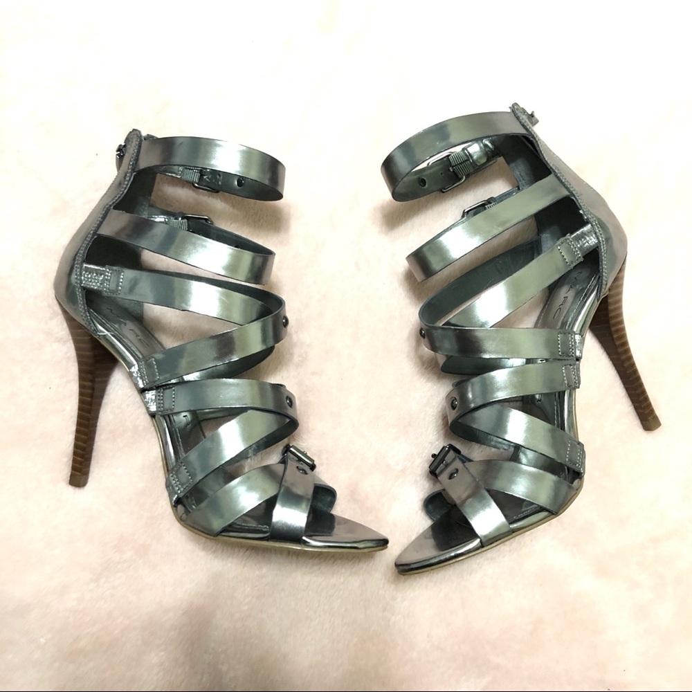 Marc Fisher Metallic Silver Strappy Cage Heel 7M